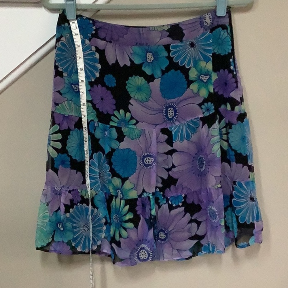 S.L.B. 6P skirt